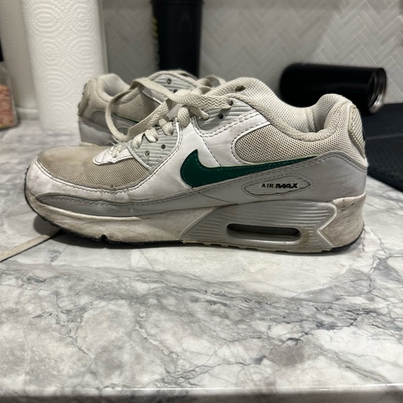 Nike Air Max 90 Triple Swoosh Casual Shoe White - Picture 3 of 6